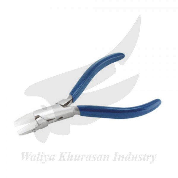 NYLON CHAIN NOSE PLIERS 120MM