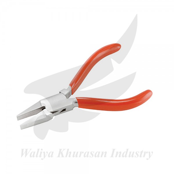 FLAT NOSE PLIERS 135MM