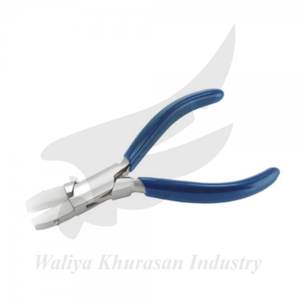 NYLON FLAT NOSE PLIERS 120MM