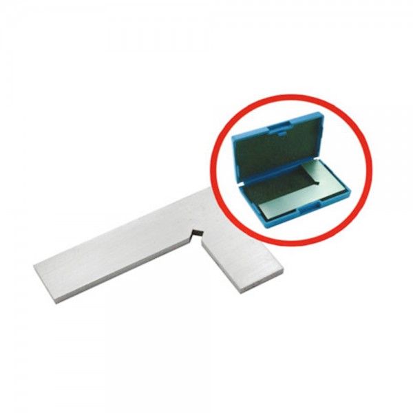 TRI SQUARE