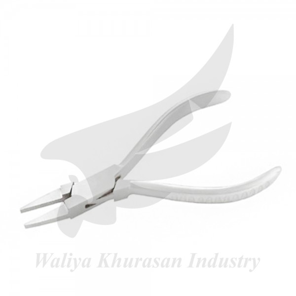 OPTICIAN PLIERS FLAT NARROW JAW 2MM