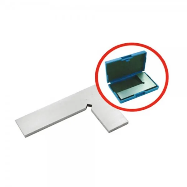 TRI SQUARE